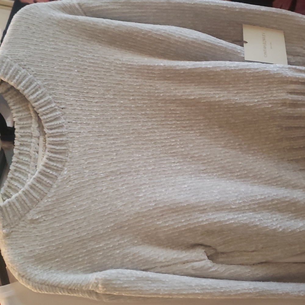 SOFT SWEATER  Cynthia Rawley🦋☮